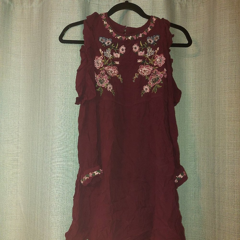 Floral Embroided Cold-Shoulder Tunic Top